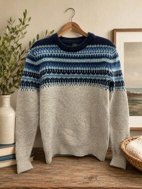 J. Crew Gray Crewneck lambswool Sweater with Blue Fair Isle Yoke size XS